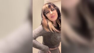 Splishbie Titty Bounce Dance Exclusive