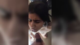 Amateurs Leak Indian GF’s Steamy Solo Session
