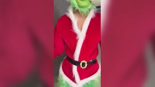 Vanessa Bohorquez Rides The Grinch’s Hard Cock