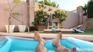 Mysweetapple Floating On The Pool And Got Fucked